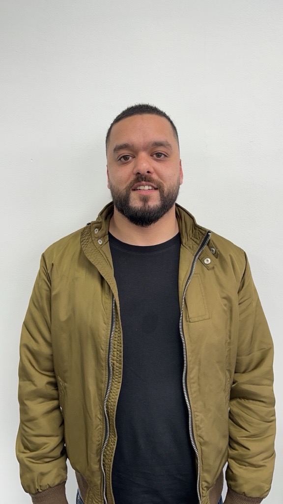 Daanyaal, Sales Supervisor
